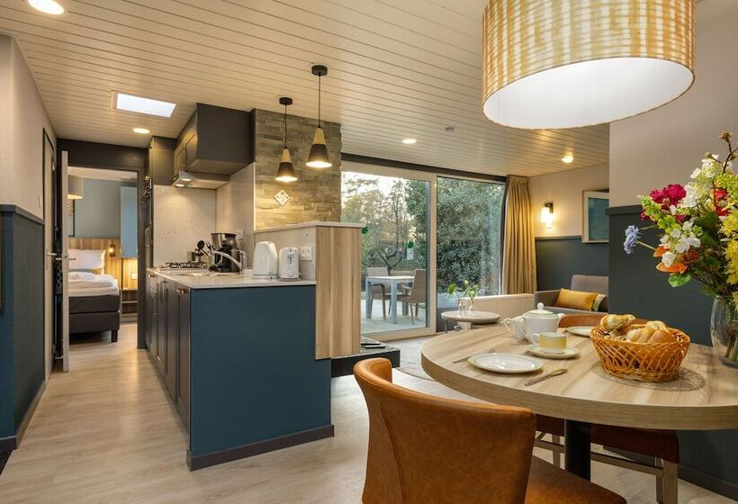 هتل Center Parcs Erperheide