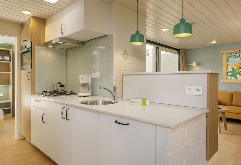 هتل Center Parcs Erperheide