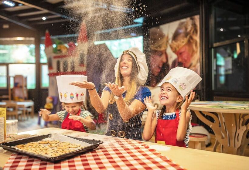 هتل Center Parcs Erperheide