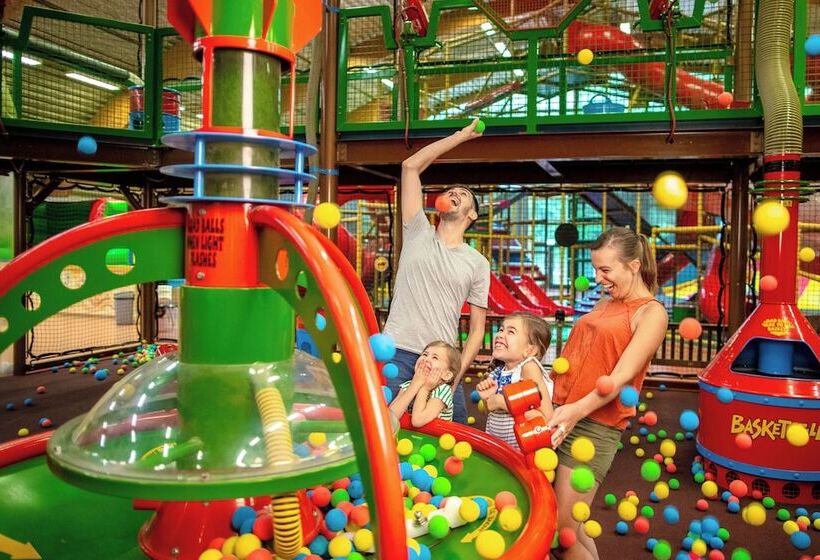 هتل Center Parcs Erperheide