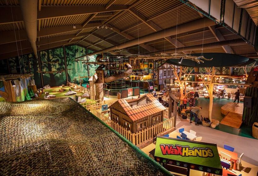هتل Center Parcs Les Ardennes