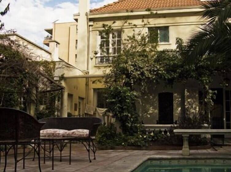 فندق L Ambassade
