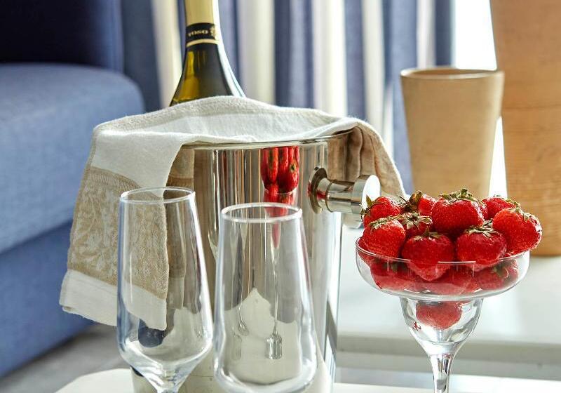 هتل Mystery Skiathos Luxury Residence