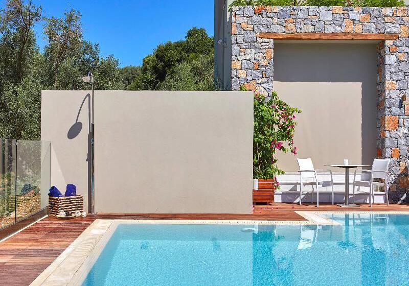 هتل Mystery Skiathos Luxury Residence