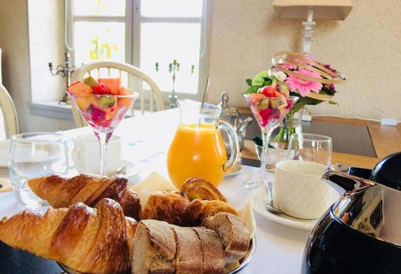 بنسيون Chateau D Origny, Chambres D Hotes Et Restaurant Gastronomique