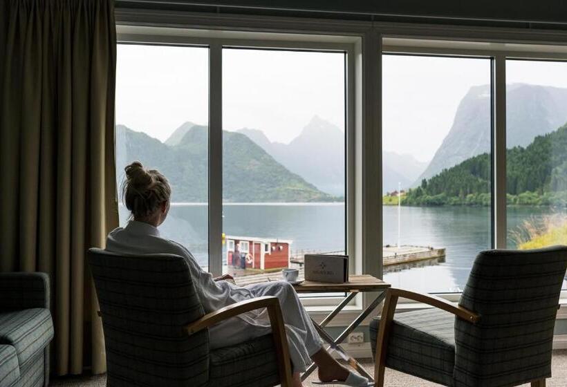 Sagafjord Hotel   By Classic Norway Hotels