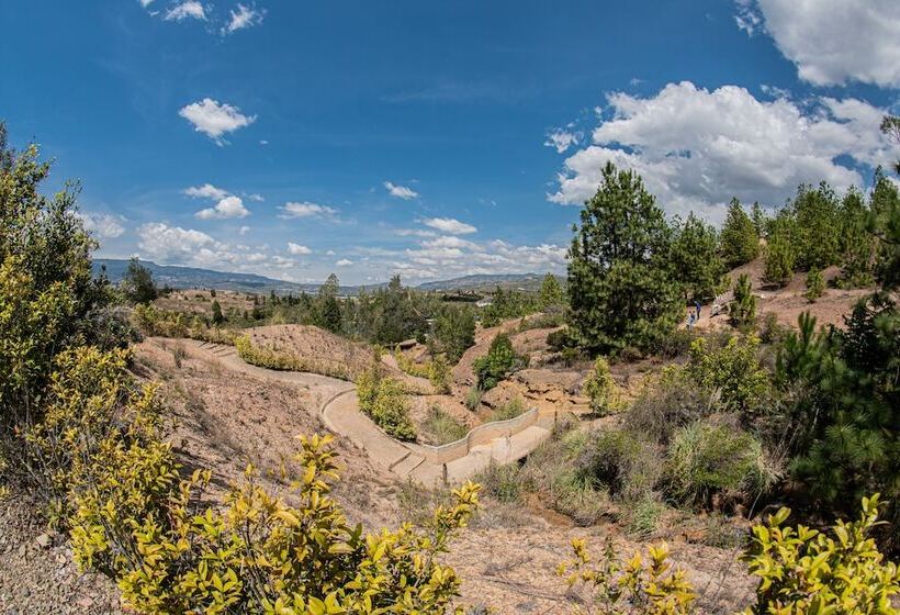 هتل Santone Laville