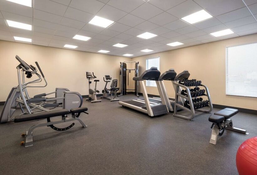 هتل Hampton Inn Elko