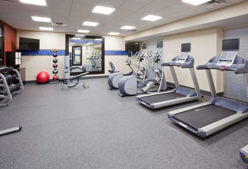 Отель Hampton Inn Minneapolis Roseville