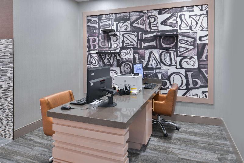 בית מלון כפרי Hampton Inn & Suites Altoonades Moines