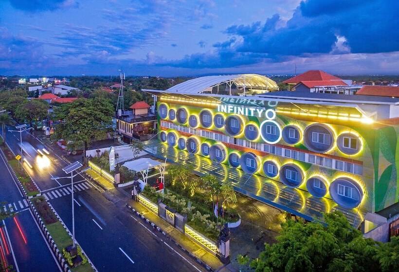 هتل Infinity8 Bali