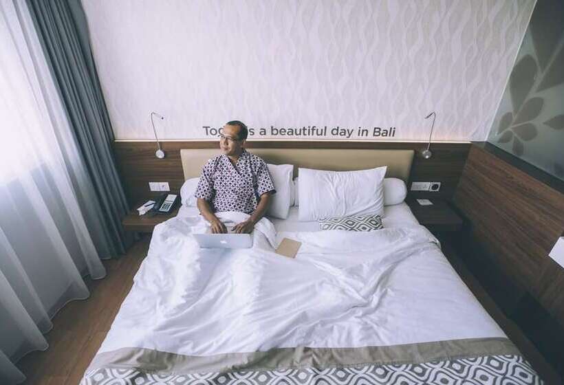 هتل Infinity8 Bali