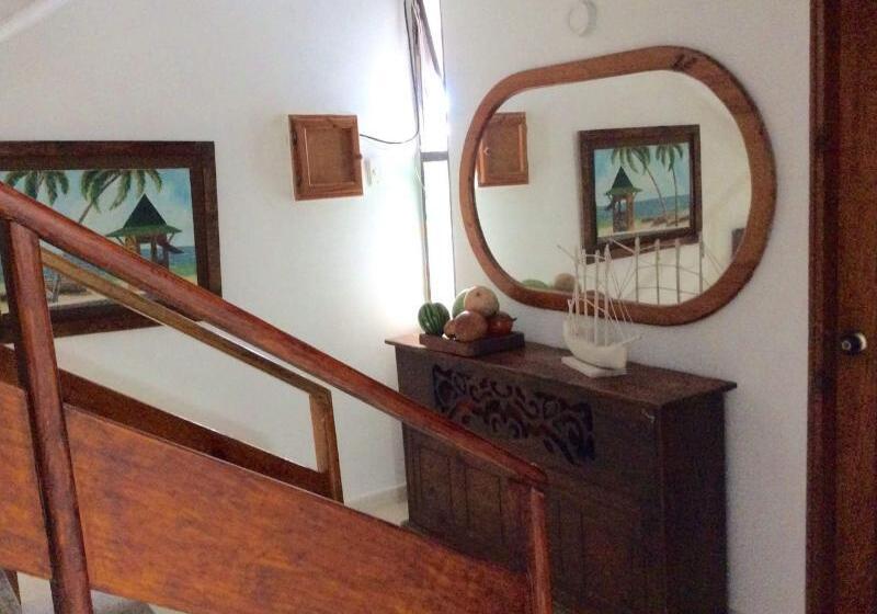 هتل La Posada De Lulu