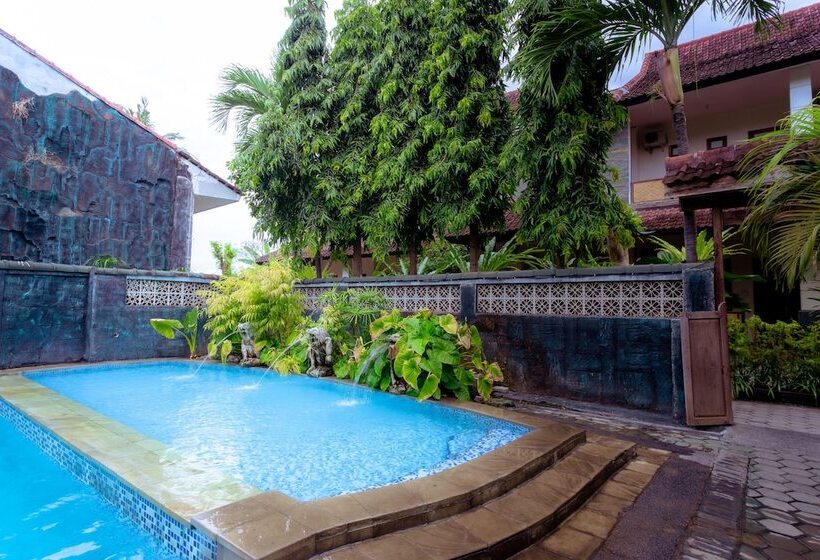 هتل Mahkota Plengkung By Ecommerceloka