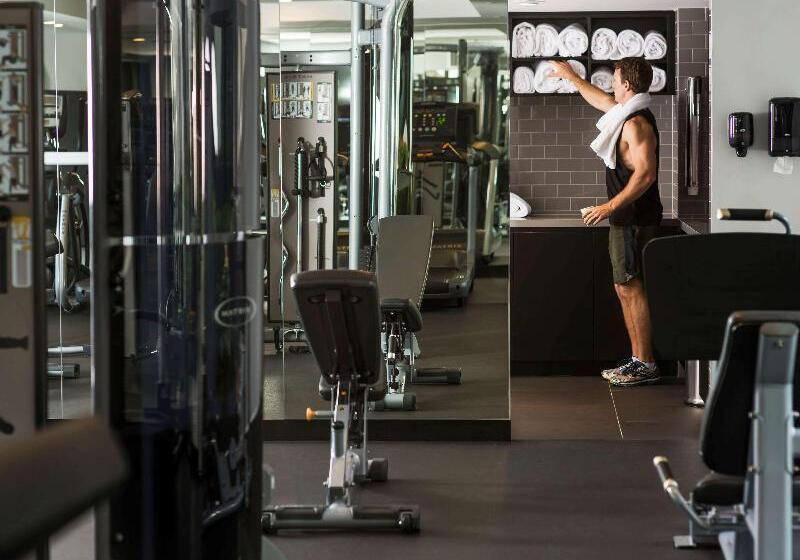 בית מלון כפרי Pullman Sydney Airport