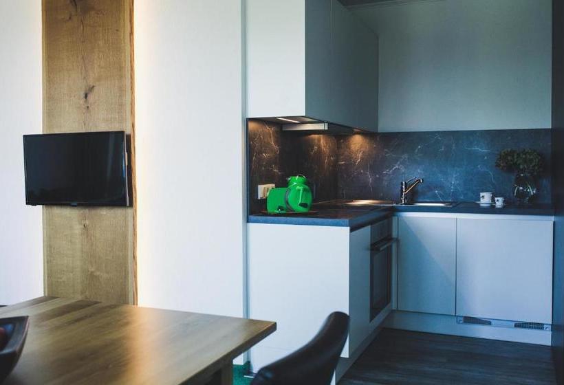 فندق Sport Girbl