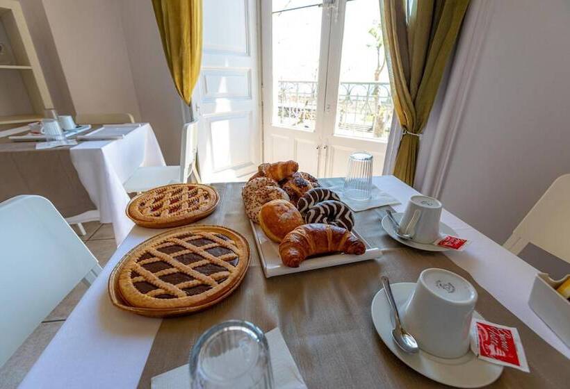 Promenade B&b