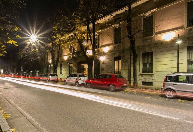 تختخواب و صبحانه Relais Il Leoncino