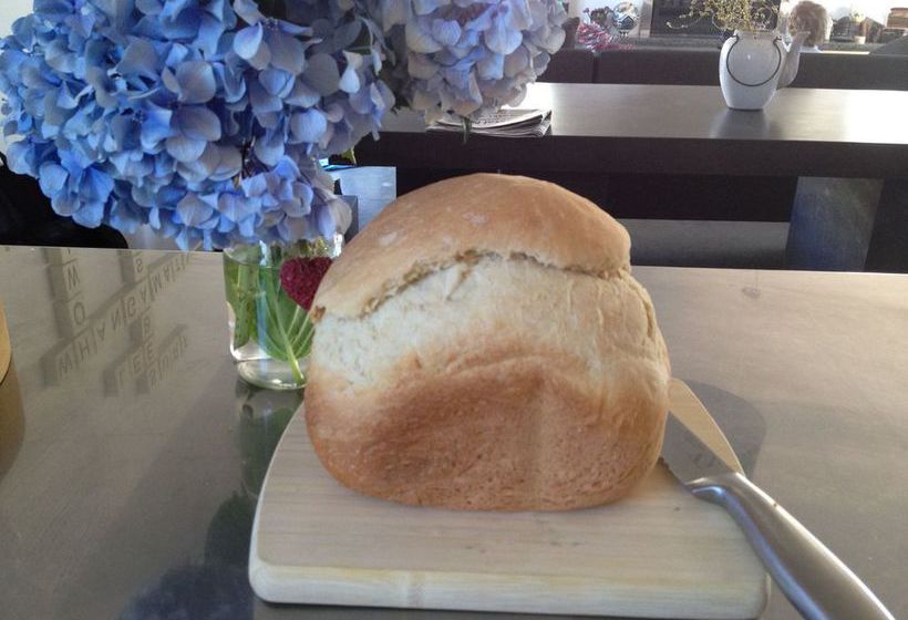 צימר Whangamata Beach House