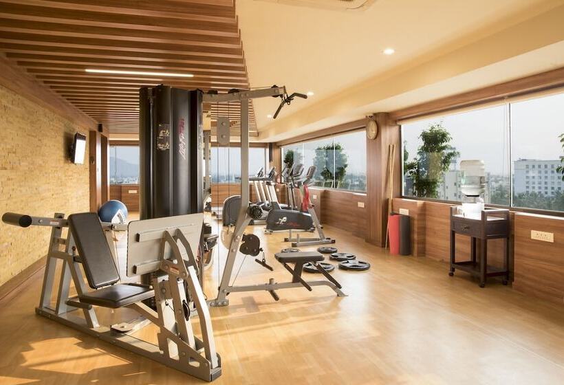 Отель Cj Pallazzio,salem