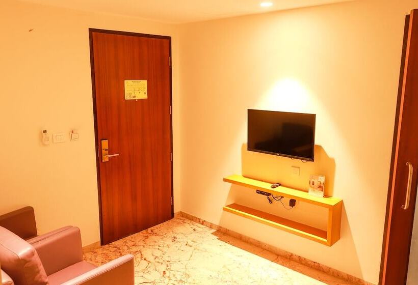 Отель Cj Pallazzio,salem