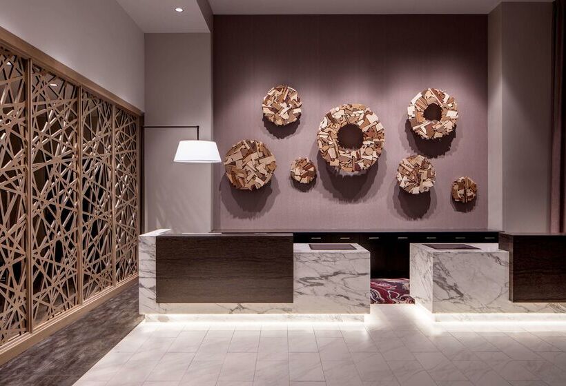 هتل Embassy Suites By Hilton Minneapolis Downtown