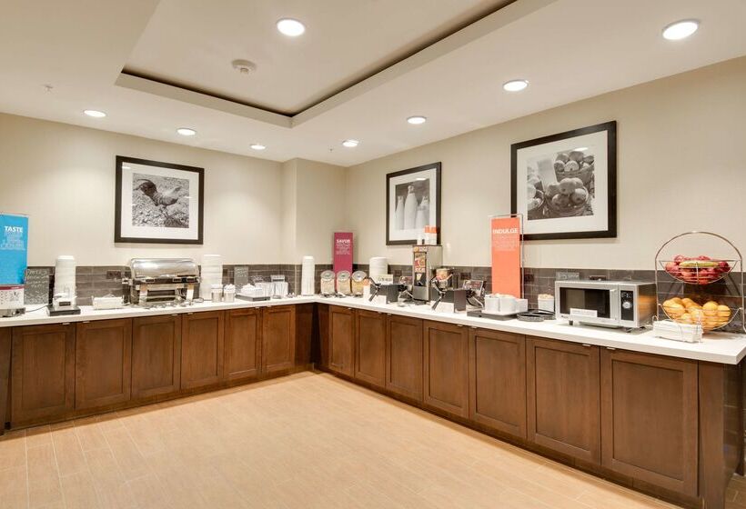 בית מלון כפרי Hampton Inn & Suites Los Angeles   Glendale