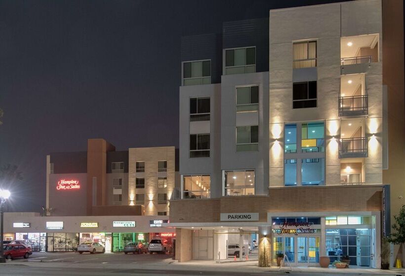 בית מלון כפרי Hampton Inn & Suites Los Angeles   Glendale