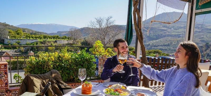 فندق Hostal Y Apartamento Rural Los Naranjos