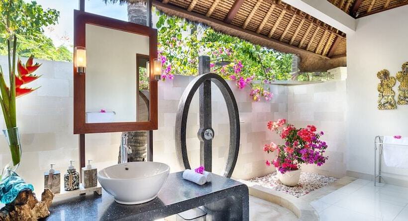 호텔 Palm Garden Amed Beach & Spa Resort Bali