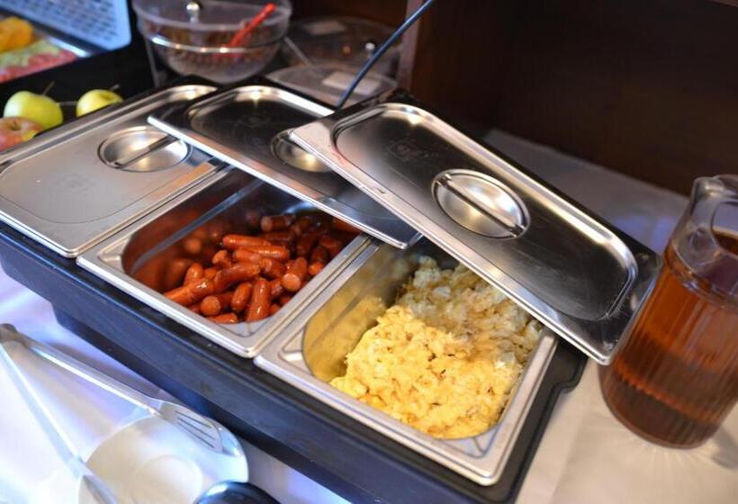 هتل Pension Falconi