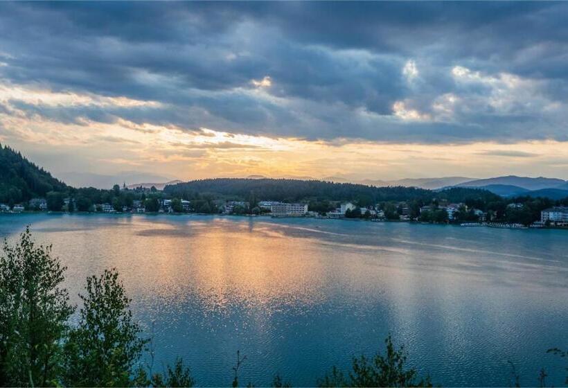 Отель Seelacherhof