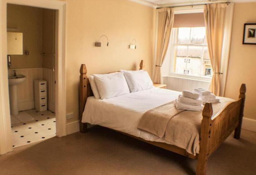 ホテル The Royal Oak