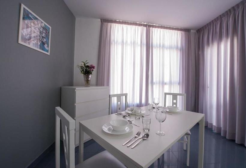 Apartamentos Miami Sun