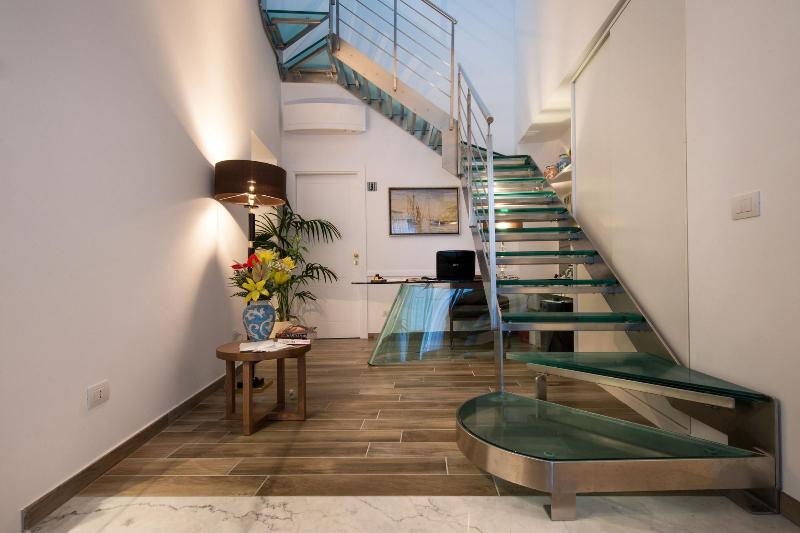 تختخواب و صبحانه Amalfi Luxury House