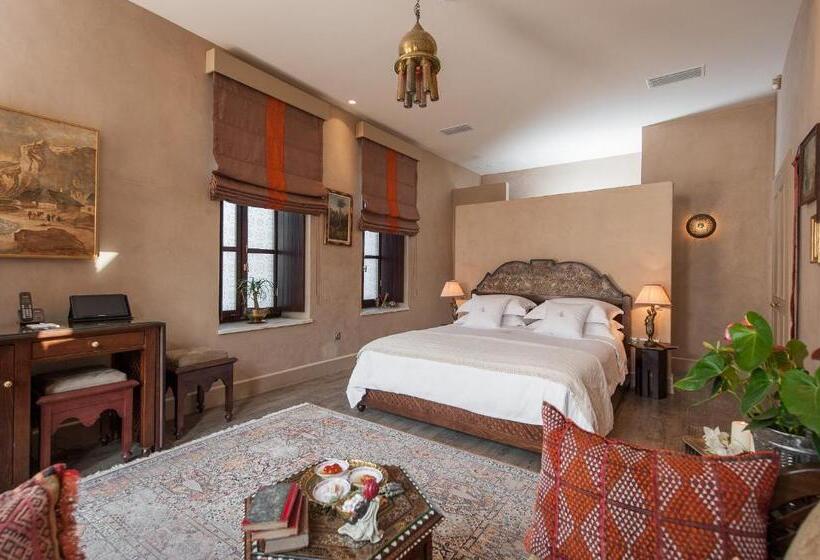 تختخواب و صبحانه La Maison Ottomane