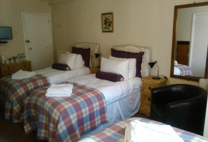 Brunswick Holiday Apartments