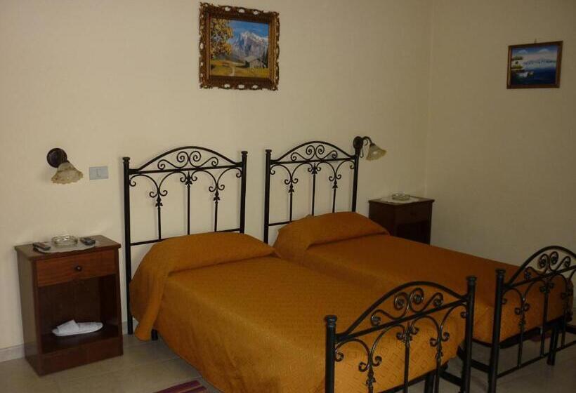 호텔 Albergo Vittoria