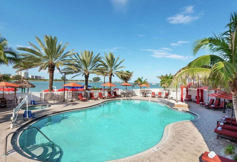בית מלון כפרי Hampton Inn & Suites Clearwater Beach