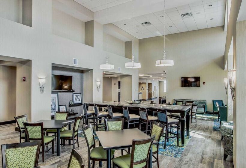 בית מלון כפרי Hampton Inn & Suites Clearwater Beach
