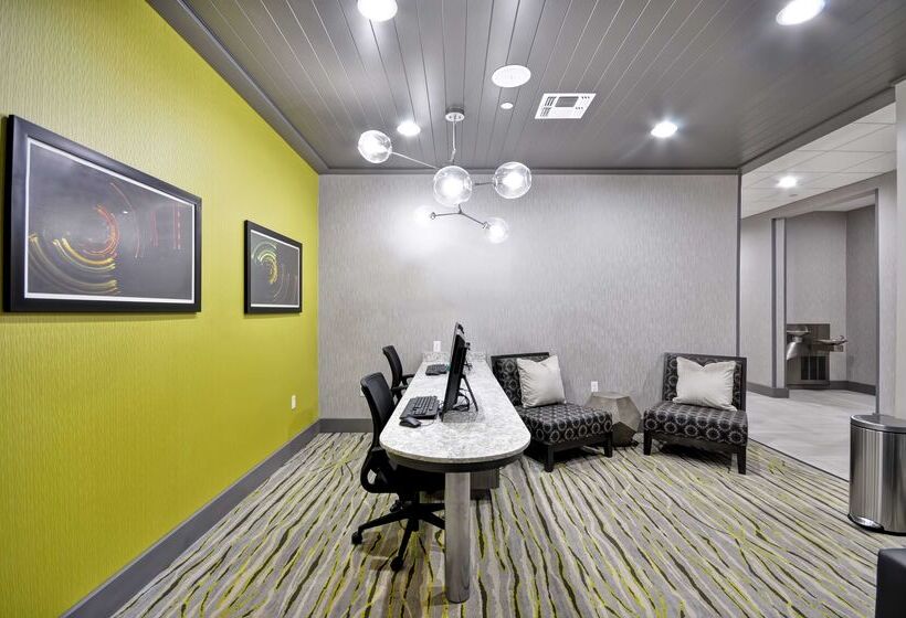 فندق Homewood Suites By Hilton Tyler