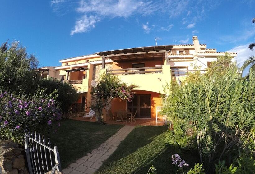 فندق Residence Spiaggia Bianca