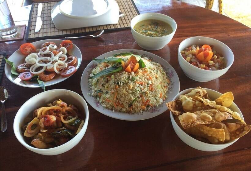 Отель Ruhunu Safari Camping