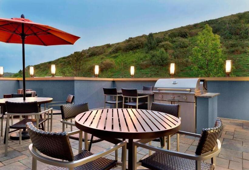 בית מלון כפרי Towneplace Suites By Marriott Pittsburgh Airport/robinson Township