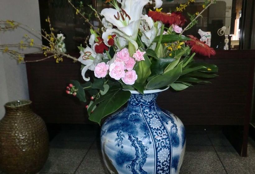 فندق Uguisuya Ryokan