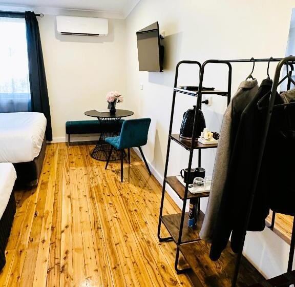 فندق على الطريق Seven Inn