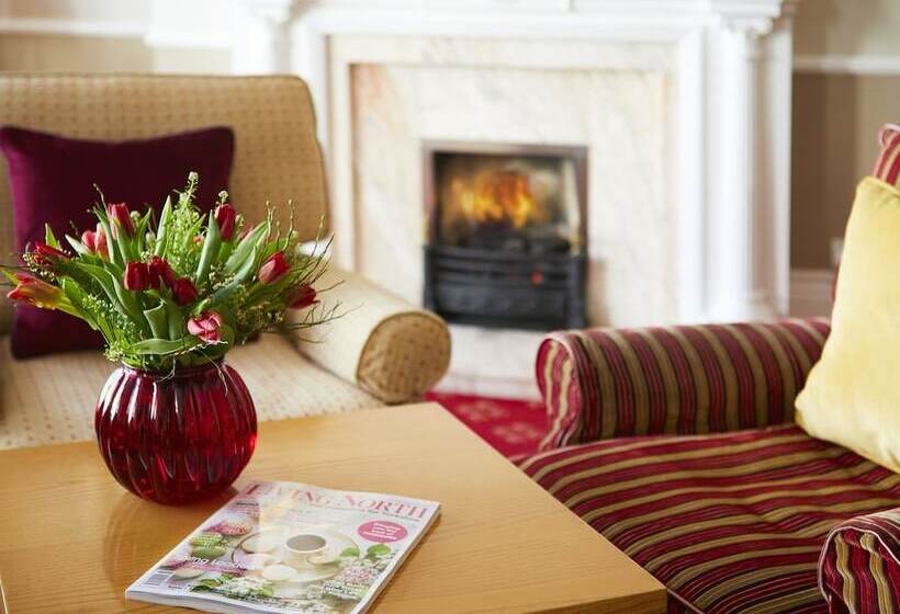 بنسيون Riviera Town House