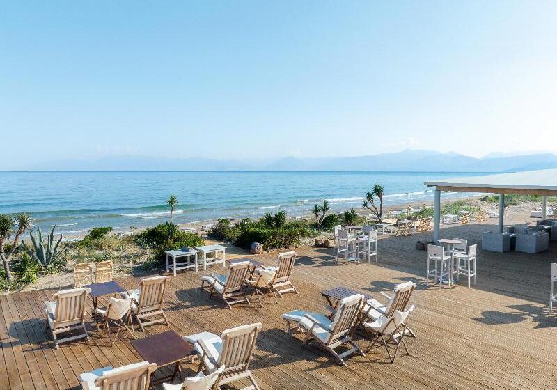 استراحتگاه Grecotel Luxme Costa Botanica