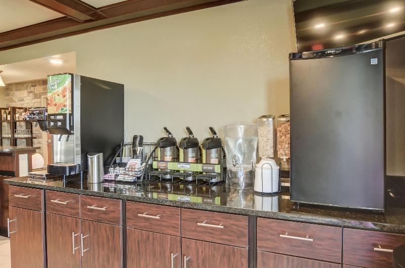 فندق Cobblestone Inn And Suites   Eaton