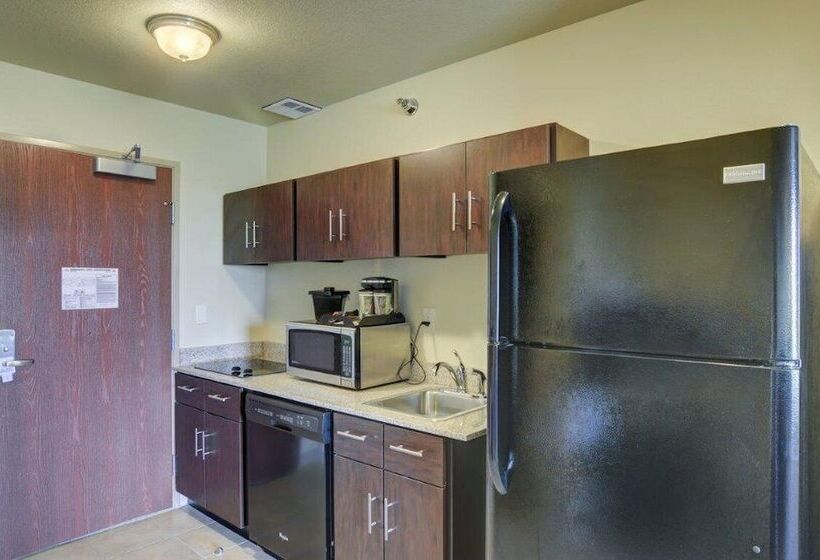 فندق Cobblestone Inn And Suites   Eaton